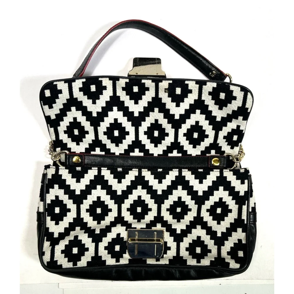 L.A.M.B Gwen‎ Stefani Black White Chain Shoulder Clutch Bag Edinburgh McGregor